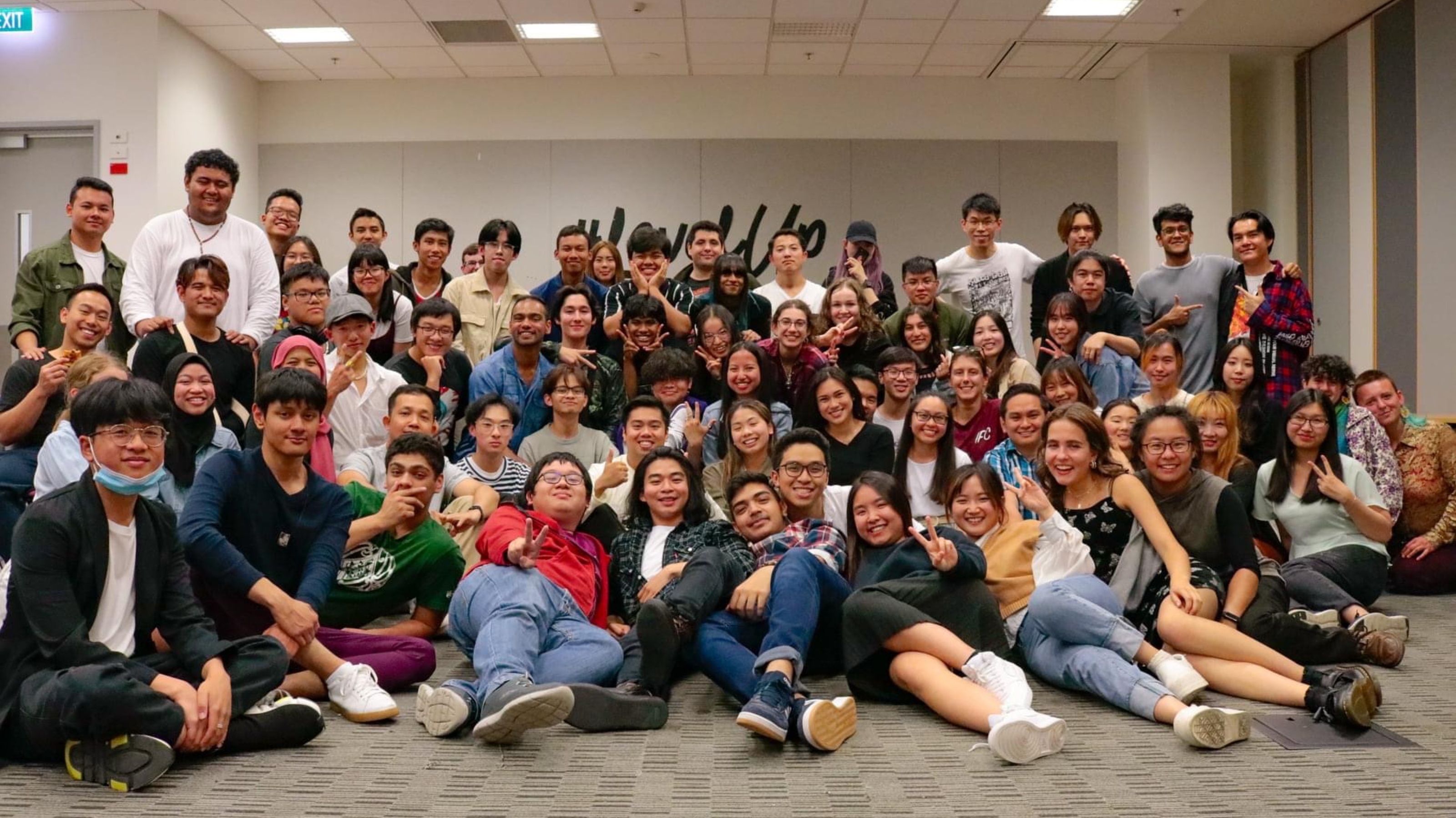Group picture of students at meet and greet event.