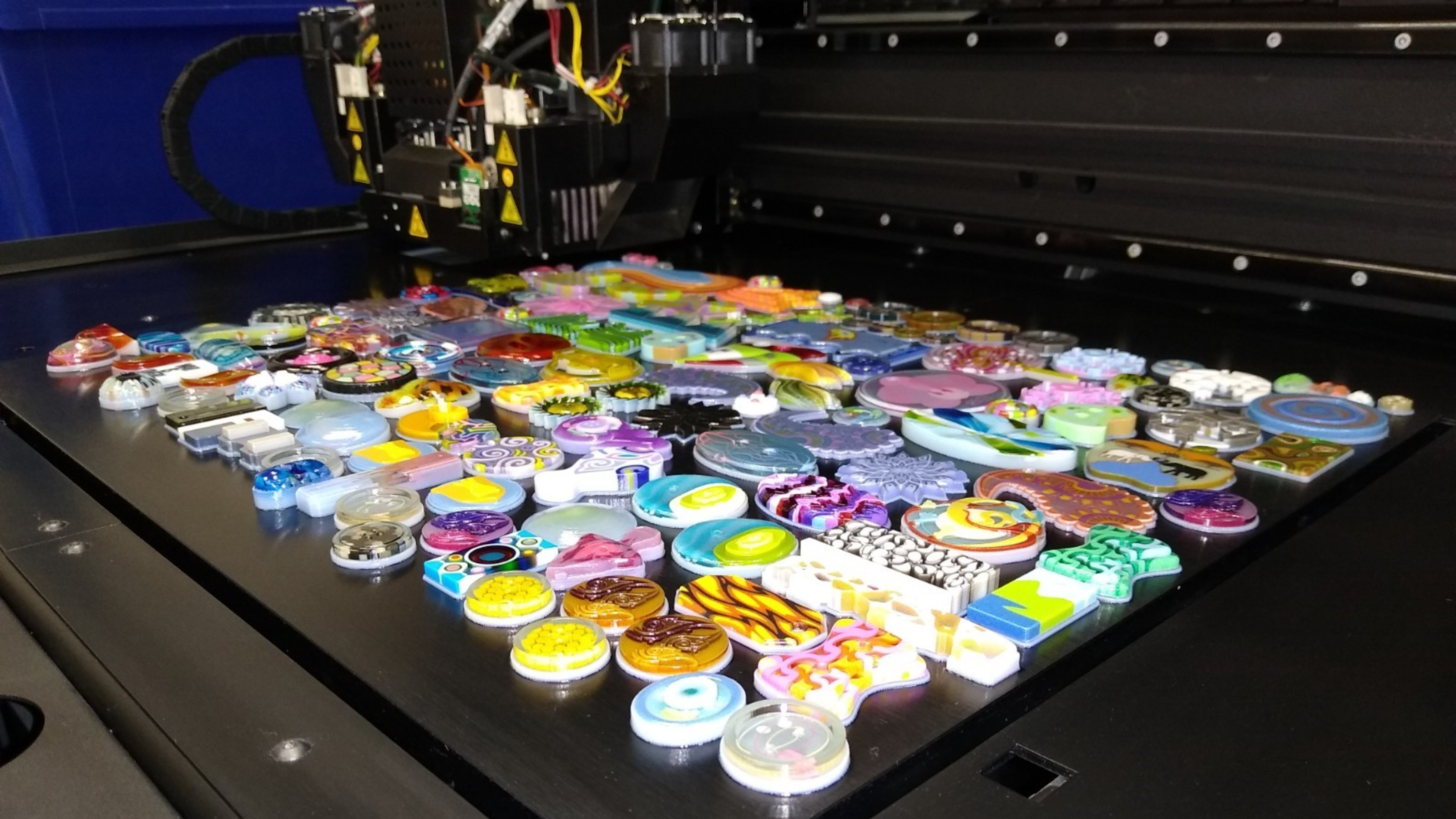 colourful D printed designs on Stratasys J750 colour voxel printer