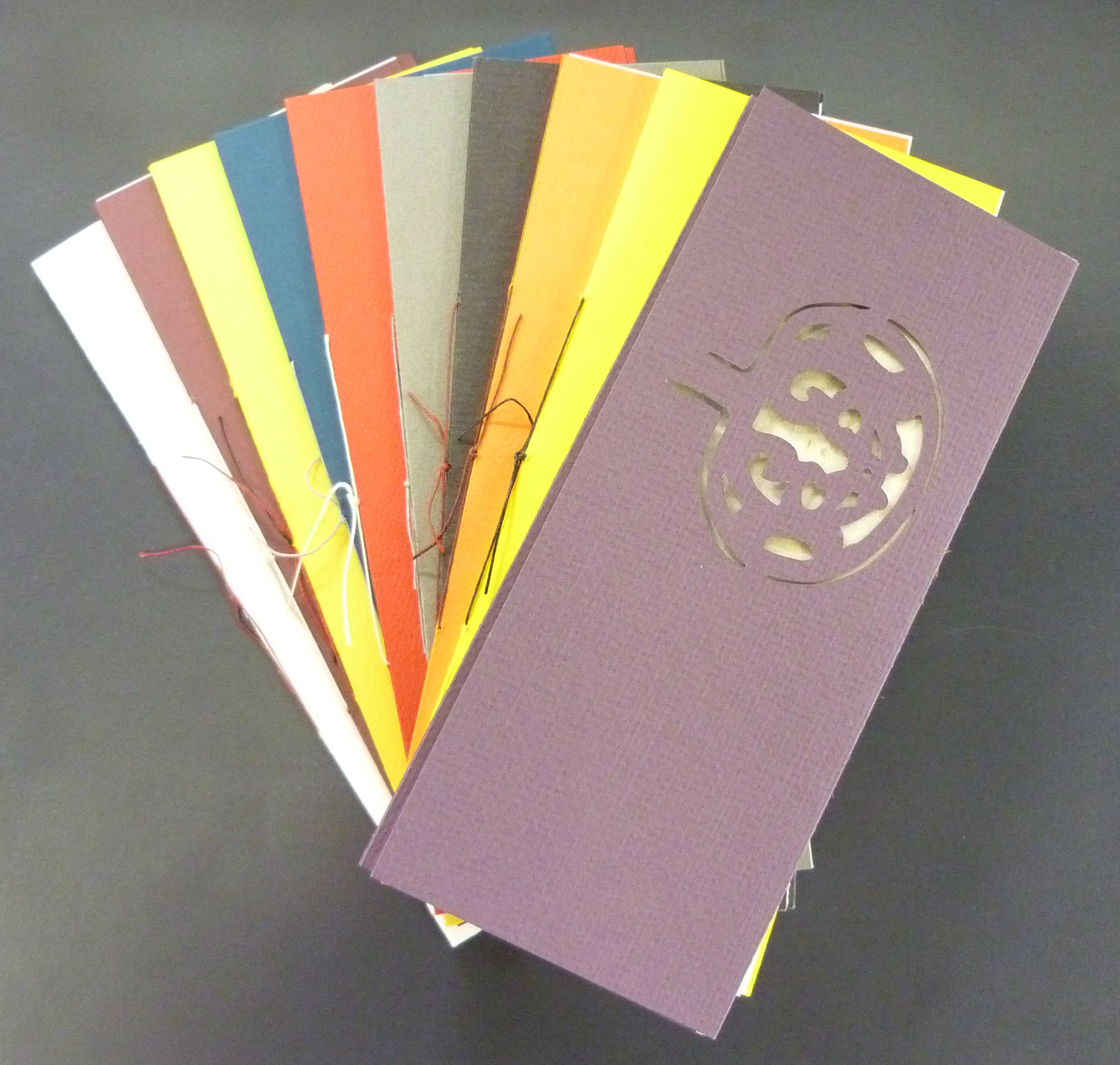 diplomatic-series.JPG The edition part of diplomatic series presented as a fan.