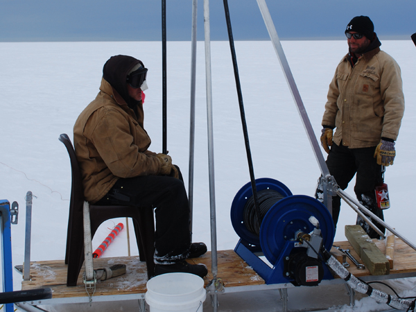Drilling holes using hot water drill for the vertical seismic profile array during the Coulman High site survey c. Sanne Maas 2010-2011