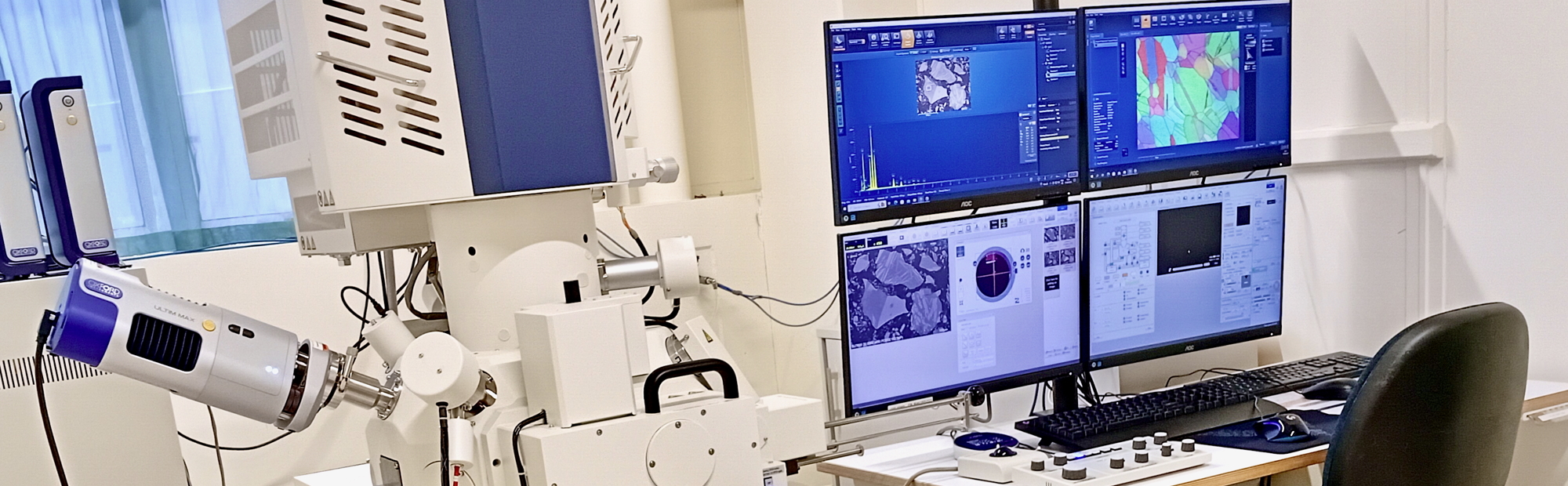 Hitachi SU7000 SEM machine